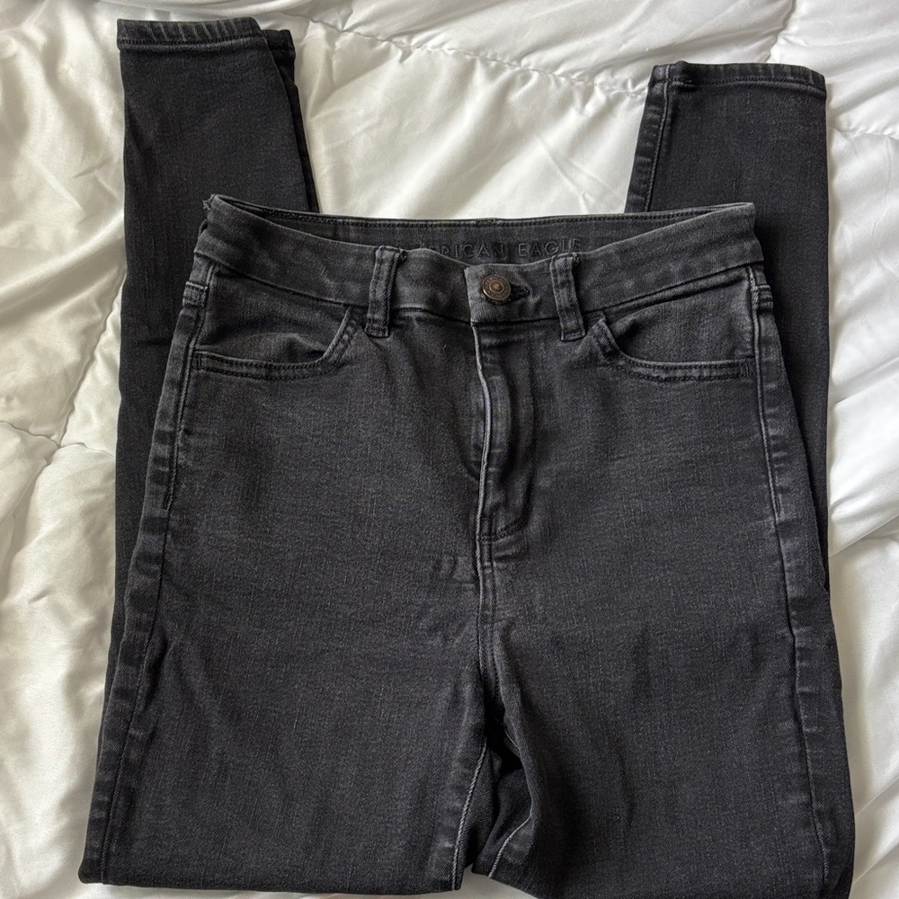 American Eagle Women's Black Skinny Jeans